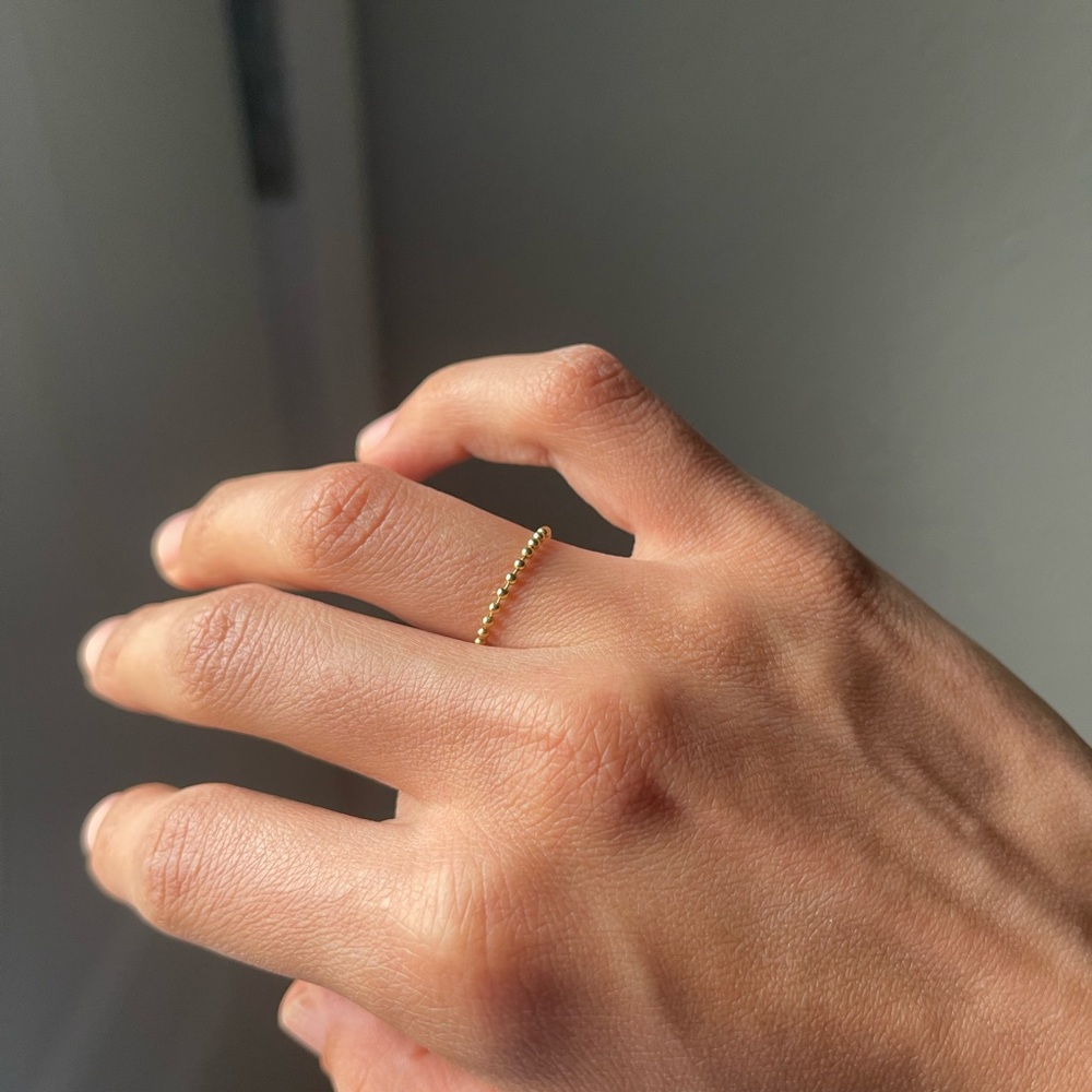 14k yellow gold Elegant Beaded Ring size 5.5